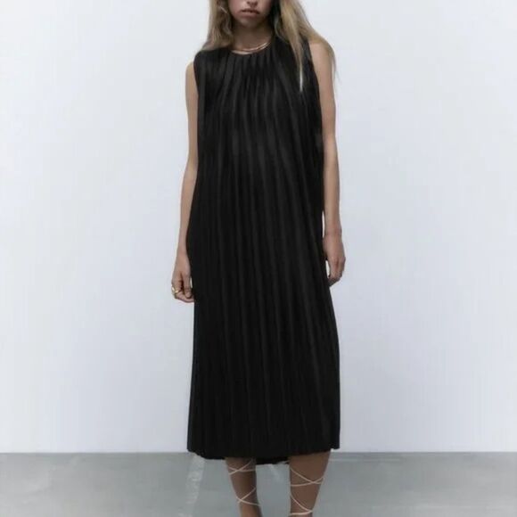 ZARA BLACK PLEATED FLOWING CUT OUT BACK DRESS MEDIUM NWT - Picture 1 of 10